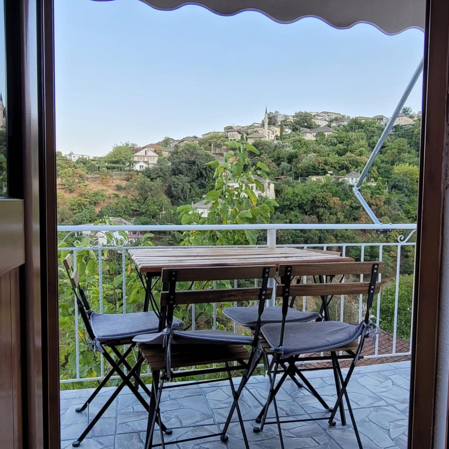 Jona Apartament Gjirokastra